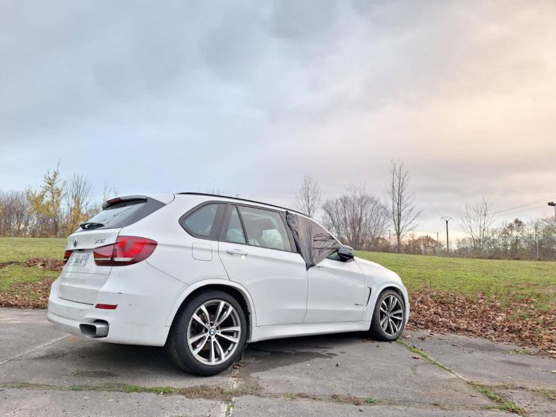 BMW X5 - سيارة دفع رباعي: صور 1 BMW X5 - سيارة دفع رباعي: صور 1