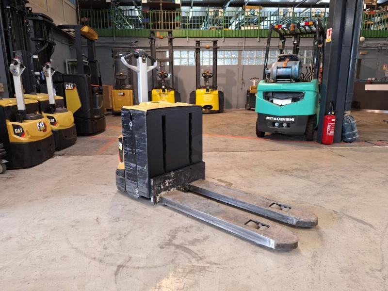 Caterpillar NPP20N2E - معدات الرفع منخفض المستوى: صور 4 Caterpillar NPP20N2E - معدات الرفع منخفض المستوى: صور 4