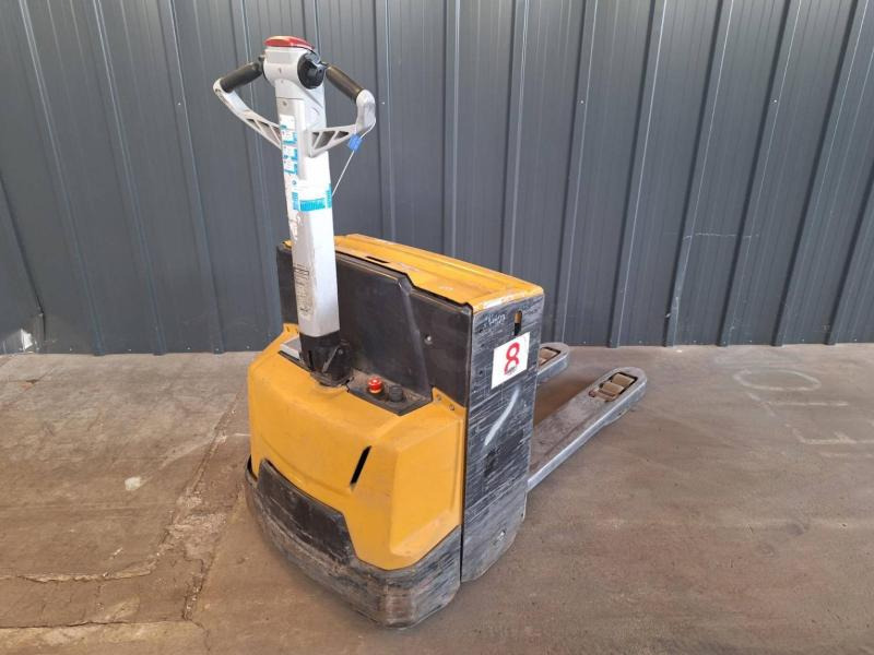 Caterpillar NPP20N2 - معدات الرفع منخفض المستوى: صور 1 Caterpillar NPP20N2 - معدات الرفع منخفض المستوى: صور 1