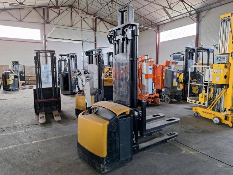 Caterpillar NSP16NI - معدات تكديس: صور 2 Caterpillar NSP16NI - معدات تكديس: صور 2