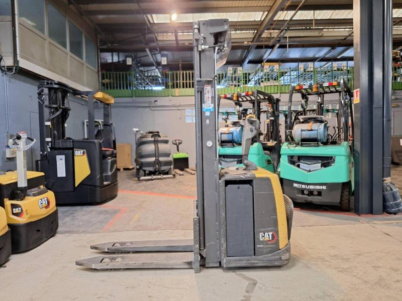 Caterpillar NSV16P - معدات تكديس: صور 4 Caterpillar NSV16P - معدات تكديس: صور 4