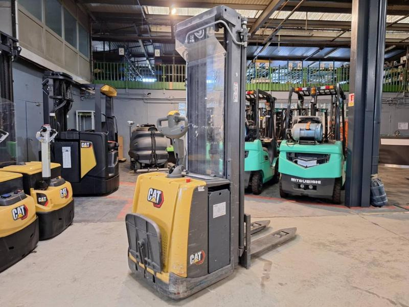 Caterpillar NSV16P - معدات تكديس: صور 2 Caterpillar NSV16P - معدات تكديس: صور 2