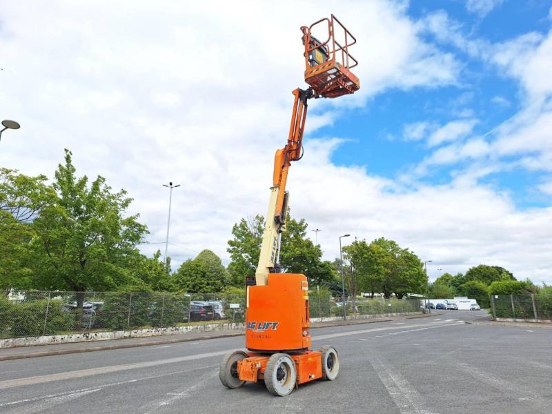 رافعات سلة مفصلية JLG E300AJP: صور 16 رافعات سلة مفصلية JLG E300AJP: صور 16