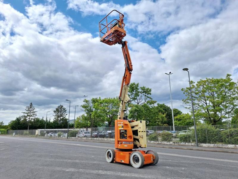 رافعات سلة مفصلية JLG E300AJP: صور 18 رافعات سلة مفصلية JLG E300AJP: صور 18