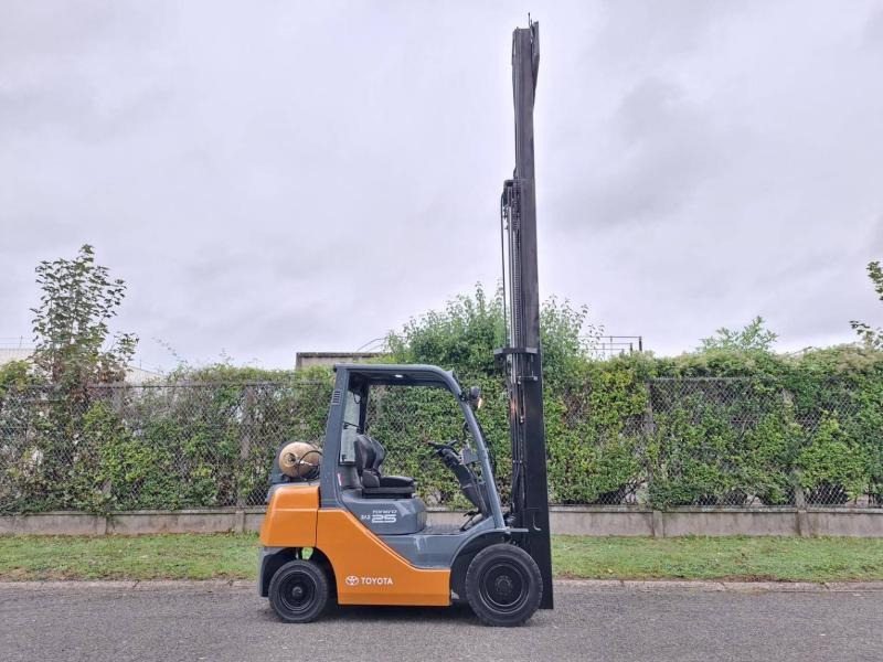 رافعة شوكية تعمل بالغاز Toyota 028FGF25: صور 10
