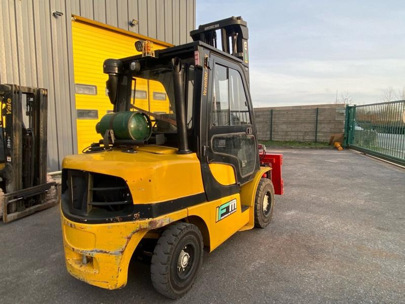 Yale GLP40VX-6 - رافعة شوكية تعمل بالغاز: صور 3 Yale GLP40VX-6 - رافعة شوكية تعمل بالغاز: صور 3