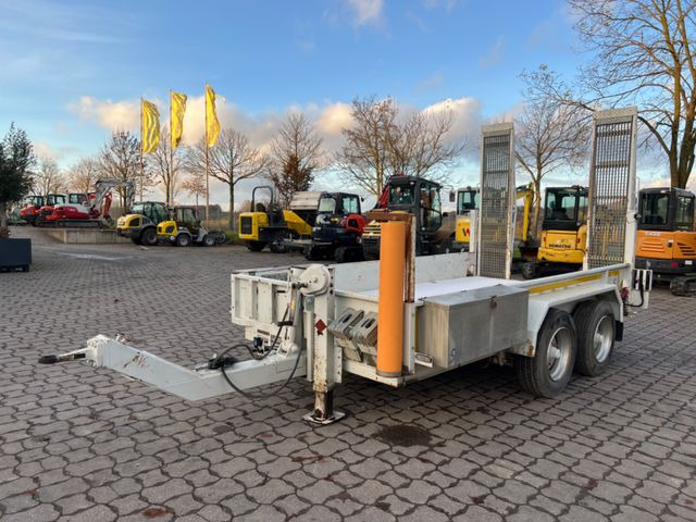 Blomenröhr 552/6900 Tieflader, Rampen, 6,9 to. zGG, TÜV neu - عربة مسطحة منخفضة مقطورة: صور 1 Blomenröhr 552/6900 Tieflader, Rampen, 6,9 to. zGG, TÜV neu - عربة مسطحة منخفضة مقطورة: صور 1