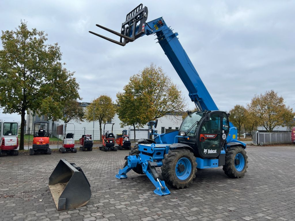 Bobcat T 40.180 SLPRC, Bj 21/22, 50 BH, Schaufel Gabel - اللودر بعجل: صور 1 Bobcat T 40.180 SLPRC, Bj 21/22, 50 BH, Schaufel Gabel - اللودر بعجل: صور 1