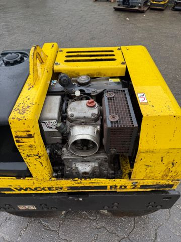 Wacker RD 7 H-S, Tandemwalze, Vibration, Wasser - مداحل الأسفلت الصغيرة: صور 5 Wacker RD 7 H-S, Tandemwalze, Vibration, Wasser - مداحل الأسفلت الصغيرة: صور 5