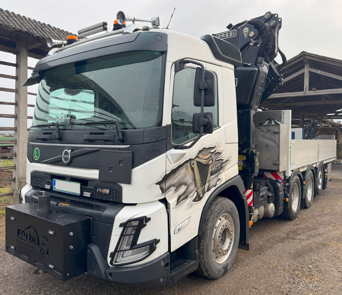 VOLVO Hiab Palfinger Fassi F710-6 JIB-4 - شاحنة كرين: صور 1 VOLVO Hiab Palfinger Fassi F710-6 JIB-4 - شاحنة كرين: صور 1