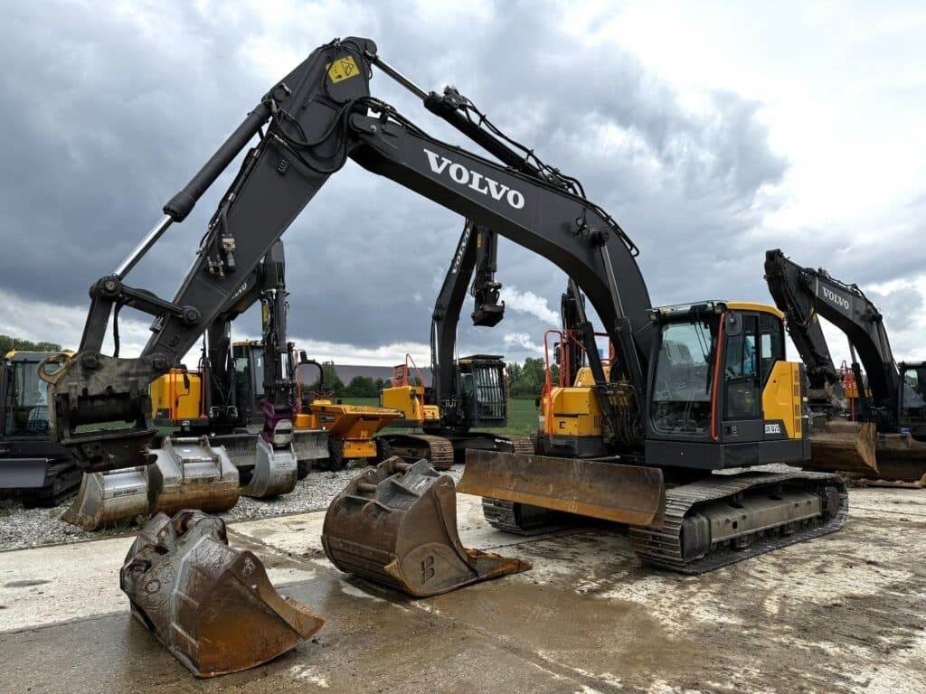 Volvo ECR235EL - حفارات زحافة: صور 4 Volvo ECR235EL - حفارات زحافة: صور 4