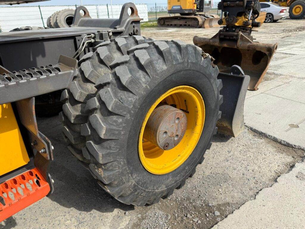 حفارة على عجلات Volvo EWR150E: صور 14