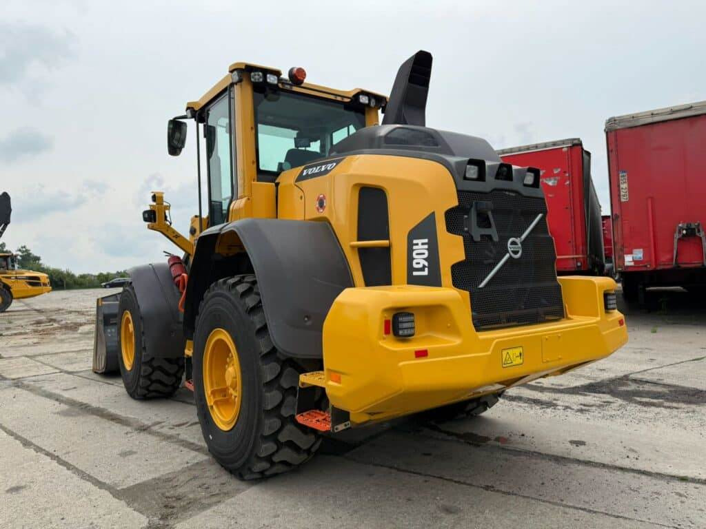 Volvo L90H - اللودر بعجل: صور 2 Volvo L90H - اللودر بعجل: صور 2