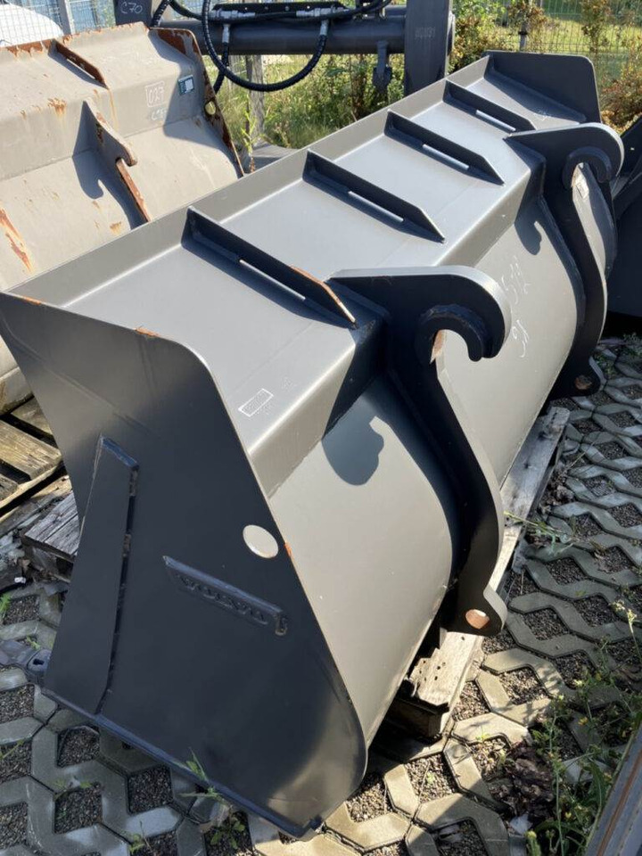 Volvo Schaufel mit Zähnen TPV - بكت: صور 3 Volvo Schaufel mit Zähnen TPV - بكت: صور 3