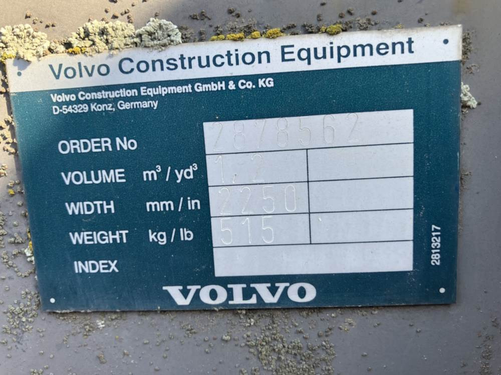 Volvo Schaufel mit Zähnen TPZ - بكت: صور 4 Volvo Schaufel mit Zähnen TPZ - بكت: صور 4