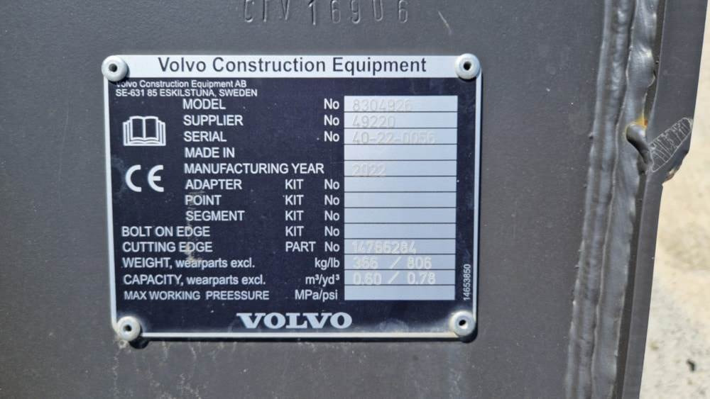 حفار متعدد الاستخدام Volvo Tieflöffel mit Messer: صور 6
