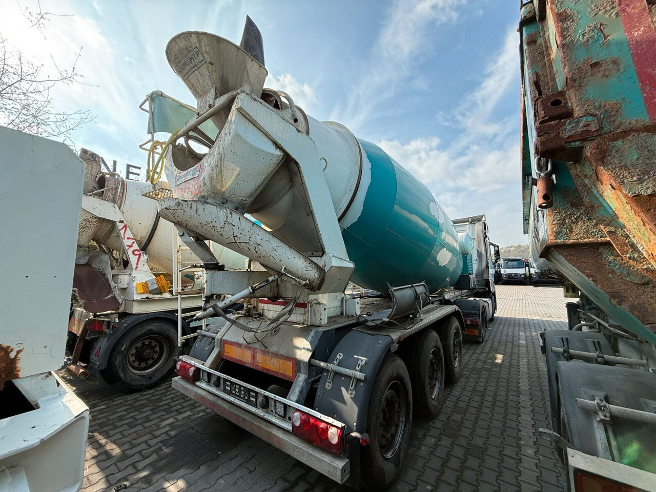 Betonmischer-Auflieger Euromix 12 m³ mit Motor - شاحنة خلاطة خرسانة: صور 3 Betonmischer-Auflieger Euromix 12 m³ mit Motor - شاحنة خلاطة خرسانة: صور 3