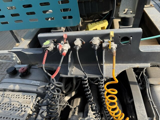 Betonmischer-Auflieger Euromix 12 m³ mit Motor - شاحنة خلاطة خرسانة: صور 4 Betonmischer-Auflieger Euromix 12 m³ mit Motor - شاحنة خلاطة خرسانة: صور 4