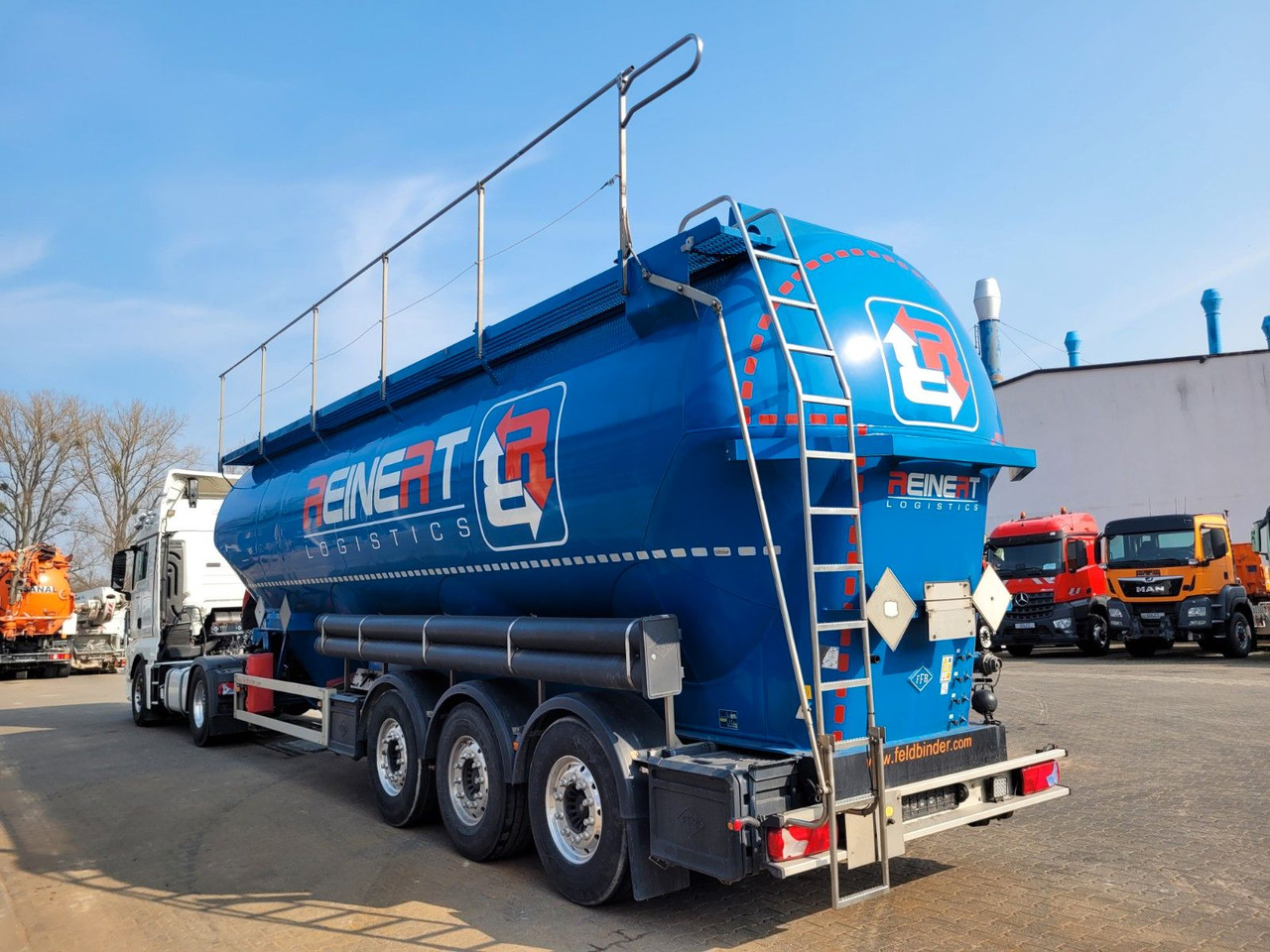 Feldbinder EUT 56.3 Liegend Silo mit ADR AT *56.000 L - بلكر: صور 4 Feldbinder EUT 56.3 Liegend Silo mit ADR AT *56.000 L - بلكر: صور 4