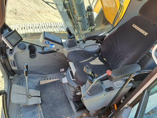 Liebherr LH40C Litronic Industry Long reach 43 Ton - حفارات زحافة: صور 5 Liebherr LH40C Litronic Industry Long reach 43 Ton - حفارات زحافة: صور 5
