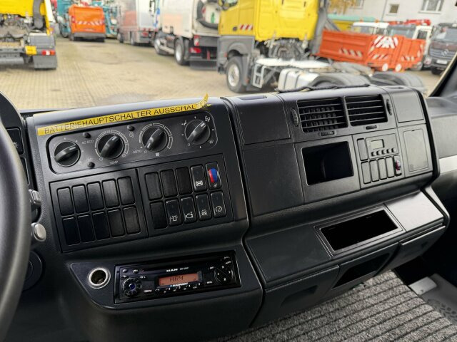 MAN TGA 18.360 4x2 HD-Kanalreiniger ASSMANN 6500 L - فراغ شاحنة: صور 3 MAN TGA 18.360 4x2 HD-Kanalreiniger ASSMANN 6500 L - فراغ شاحنة: صور 3