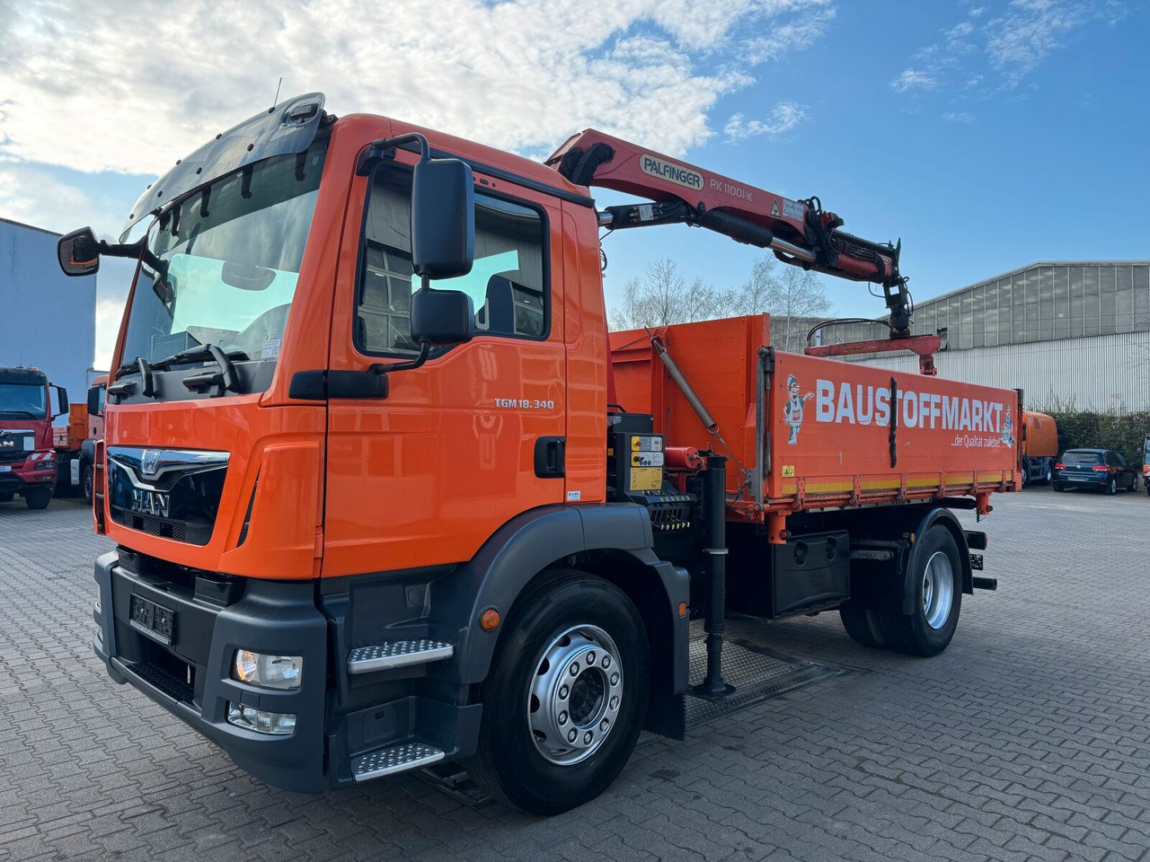 MAN TGM 18.340 4x2 Euro 6 Kipper Kran PK11001.K - قلابات, شاحنة كرين: صور 2 MAN TGM 18.340 4x2 Euro 6 Kipper Kran PK11001.K - قلابات, شاحنة كرين: صور 2