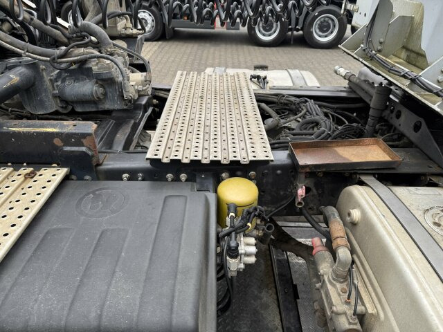 MAN TGS 18.440 4x4H Eur 5 Sattelzugmaschine - شاحنة جرار: صور 4 MAN TGS 18.440 4x4H Eur 5 Sattelzugmaschine - شاحنة جرار: صور 4