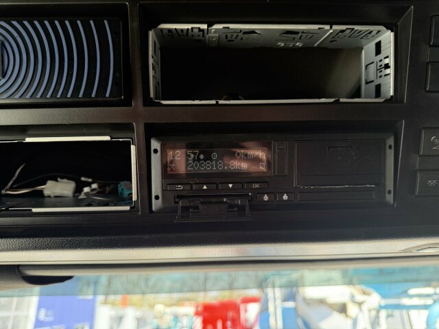 MAN TGS 18.510 4x4 SZM - Kipphyd. Blatt Luft Pritard - شاحنة جرار: صور 5 MAN TGS 18.510 4x4 SZM - Kipphyd. Blatt Luft Pritard - شاحنة جرار: صور 5