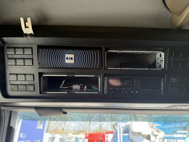 MAN TGS 18.510 4x4 SZM - Kipphyd. Blatt Luft Pritard - شاحنة جرار: صور 4 MAN TGS 18.510 4x4 SZM - Kipphyd. Blatt Luft Pritard - شاحنة جرار: صور 4