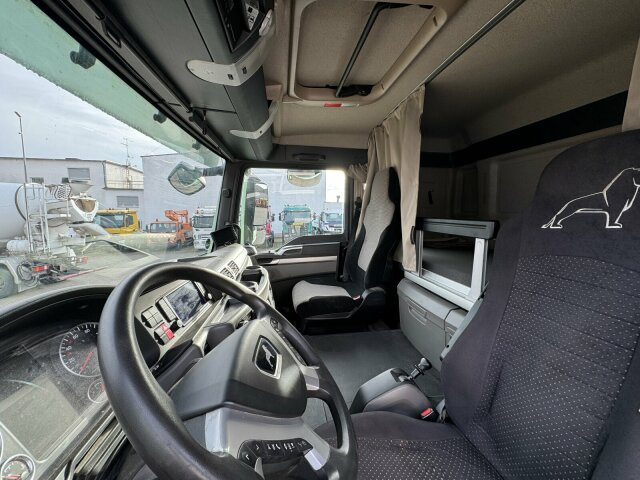 MAN TGS 18.510 4x4 SZM - Kipphyd. Blatt Luft - شاحنة جرار: صور 3 MAN TGS 18.510 4x4 SZM - Kipphyd. Blatt Luft - شاحنة جرار: صور 3