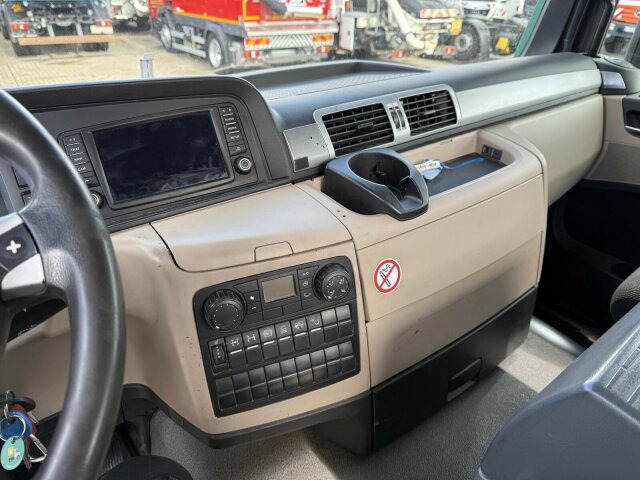 MAN TGS 35.420 8x4 Euro 6C Fahrgestell Betonmischer - الشاسيه شاحنة: صور 3 MAN TGS 35.420 8x4 Euro 6C Fahrgestell Betonmischer - الشاسيه شاحنة: صور 3