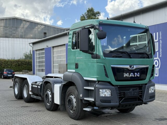MAN TGS 35.420 8x4 Euro 6C Fahrgestell Betonmischer - الشاسيه شاحنة: صور 1 MAN TGS 35.420 8x4 Euro 6C Fahrgestell Betonmischer - الشاسيه شاحنة: صور 1