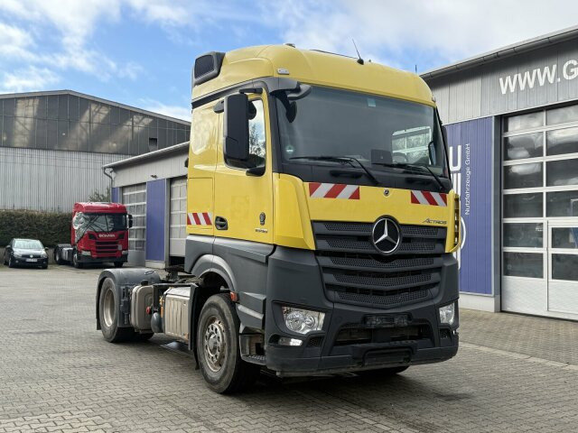 Mercedes-Benz ACTROS 1846 4x4 HAD Eur 6 Kipphydraulik Retarder - شاحنة جرار: صور 1 Mercedes-Benz ACTROS 1846 4x4 HAD Eur 6 Kipphydraulik Retarder - شاحنة جرار: صور 1