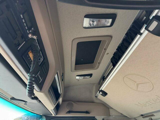 Mercedes-Benz ACTROS 1846 4x4 HAD Eur 6 Kipphydraulik Retarder - شاحنة جرار: صور 5 Mercedes-Benz ACTROS 1846 4x4 HAD Eur 6 Kipphydraulik Retarder - شاحنة جرار: صور 5