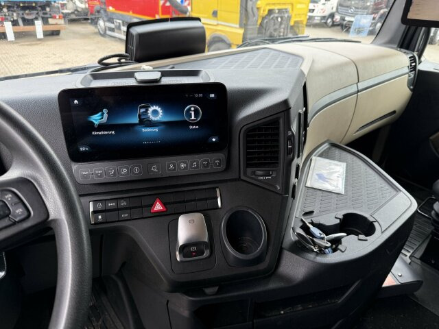 Mercedes-Benz ACTROS 2543 6x2 Wechselaufbau BDF AHK 2 Betten - شاحنات الحاويات / جسم علوي قابل للتغيير شاحنة: صور 3 Mercedes-Benz ACTROS 2543 6x2 Wechselaufbau BDF AHK 2 Betten - شاحنات الحاويات / جسم علوي قابل للتغيير شاحنة: صور 3