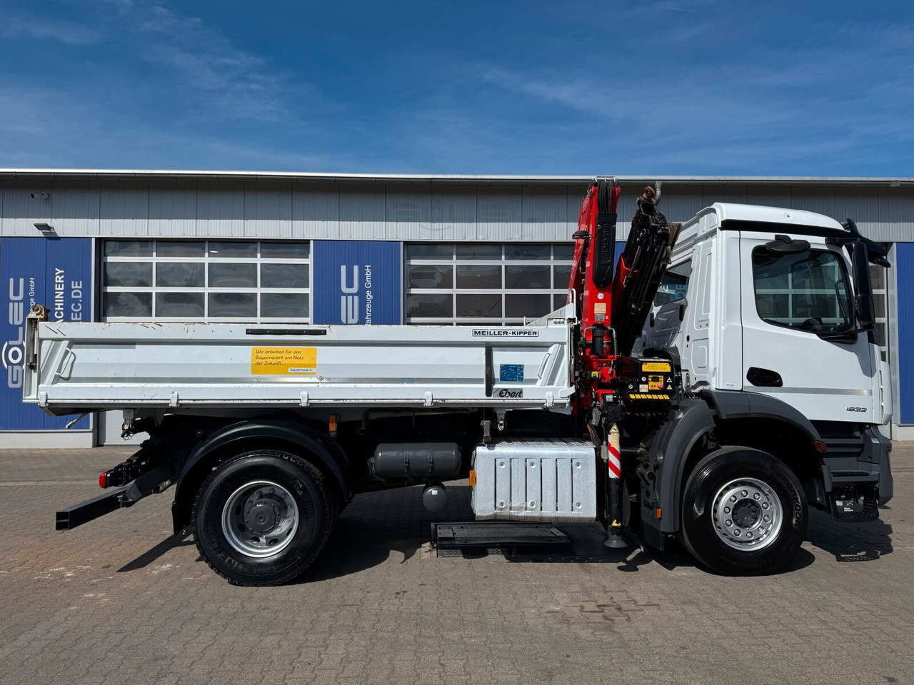 Mercedes-Benz AROCS 1832 4x2 Euro 6 Kipper Kran FASSI F120FB - قلابات, شاحنة كرين: صور 3 Mercedes-Benz AROCS 1832 4x2 Euro 6 Kipper Kran FASSI F120FB - قلابات, شاحنة كرين: صور 3