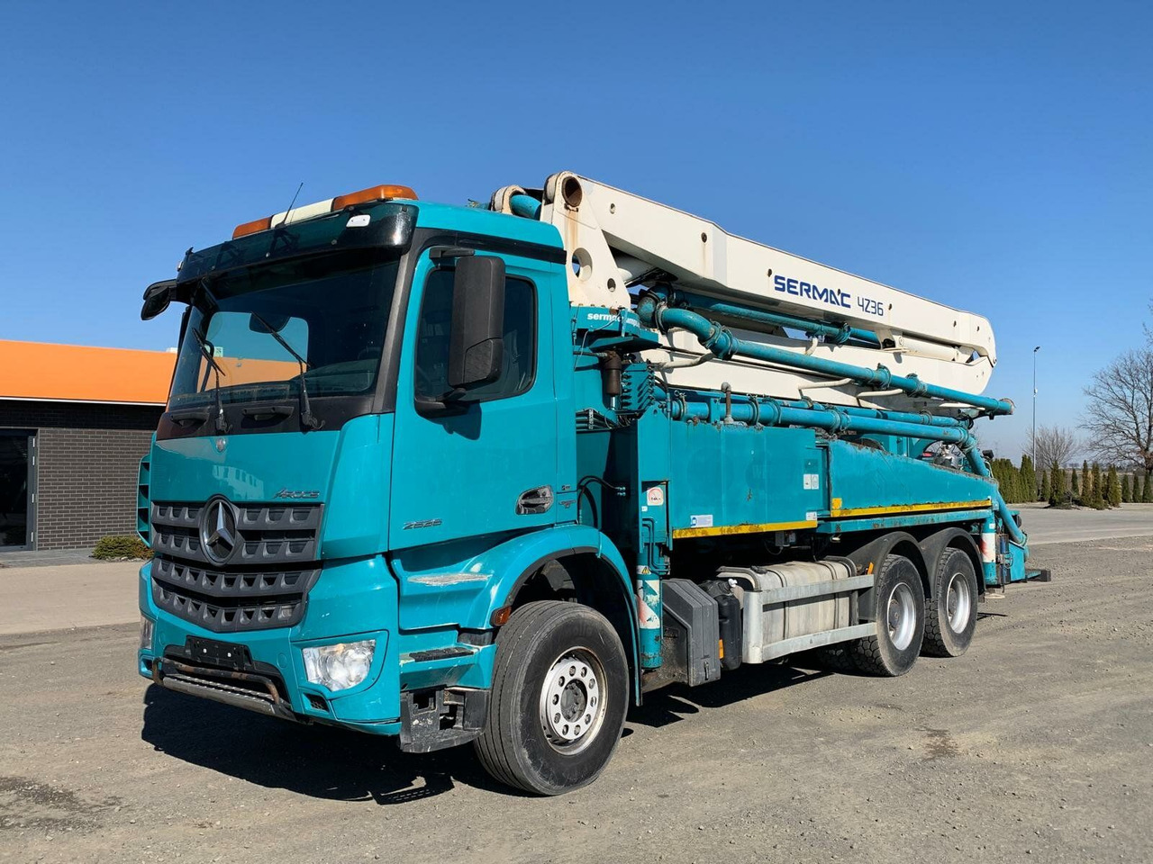 Mercedes-Benz AROCS 2636 6x4 Euro 6 Betonpumpe SERMAC 4Z36 - مضخة خرسانة: صور 1 Mercedes-Benz AROCS 2636 6x4 Euro 6 Betonpumpe SERMAC 4Z36 - مضخة خرسانة: صور 1