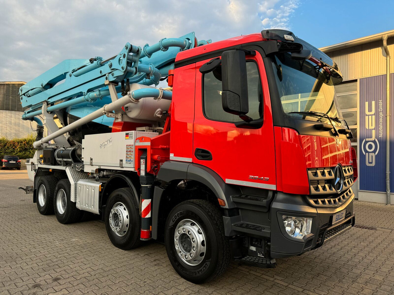 Mercedes-Benz AROCS 3243 8x4 Euro 6 Pumi Putzmeister TMM 24-3 - مضخة خرسانة: صور 1 Mercedes-Benz AROCS 3243 8x4 Euro 6 Pumi Putzmeister TMM 24-3 - مضخة خرسانة: صور 1