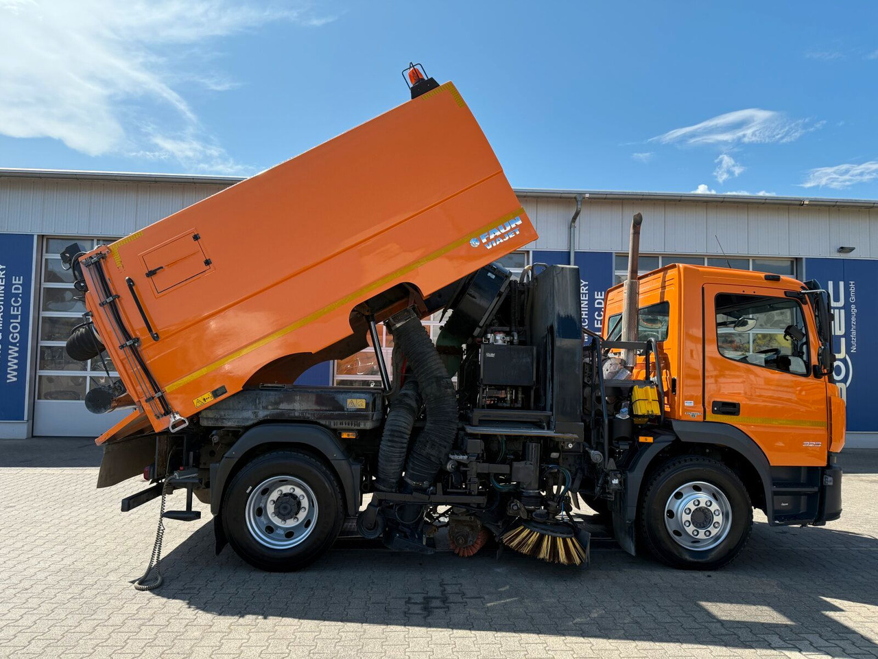 Mercedes-Benz ATEGO 1323 4x2 Kehrmaschine FAUN Viajet 6R/H - سياره كنس شوارع: صور 4 Mercedes-Benz ATEGO 1323 4x2 Kehrmaschine FAUN Viajet 6R/H - سياره كنس شوارع: صور 4