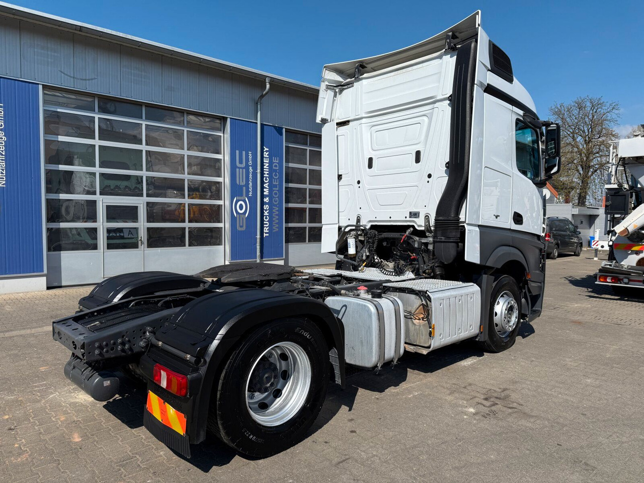 Mercedes-Benz Actros 1845 LS SZM 4x2 Kipphydraulik Retarder - شاحنة جرار: صور 3 Mercedes-Benz Actros 1845 LS SZM 4x2 Kipphydraulik Retarder - شاحنة جرار: صور 3