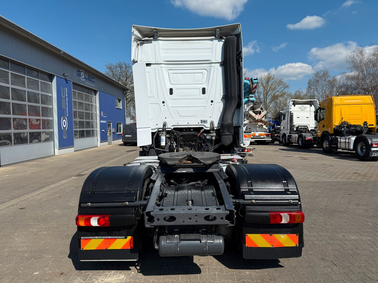 Mercedes-Benz Actros 1845 LS SZM 4x2 Kipphydraulik Retarder - شاحنة جرار: صور 4 Mercedes-Benz Actros 1845 LS SZM 4x2 Kipphydraulik Retarder - شاحنة جرار: صور 4