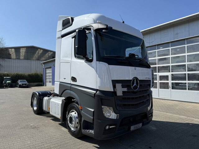 Mercedes-Benz Actros 1845 LS SZM 4x2 Kipphydraulik Retarder - شاحنة جرار: صور 1 Mercedes-Benz Actros 1845 LS SZM 4x2 Kipphydraulik Retarder - شاحنة جرار: صور 1