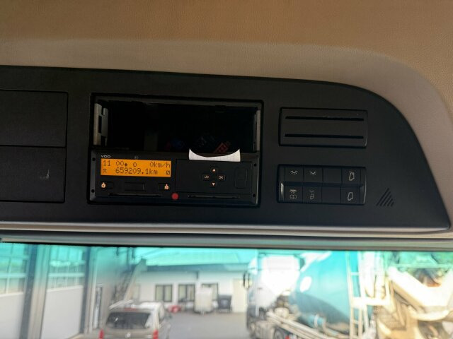 Mercedes-Benz Actros 1845 SZM 4x2 Retarder Kipph. - شاحنة جرار: صور 3 Mercedes-Benz Actros 1845 SZM 4x2 Retarder Kipph. - شاحنة جرار: صور 3