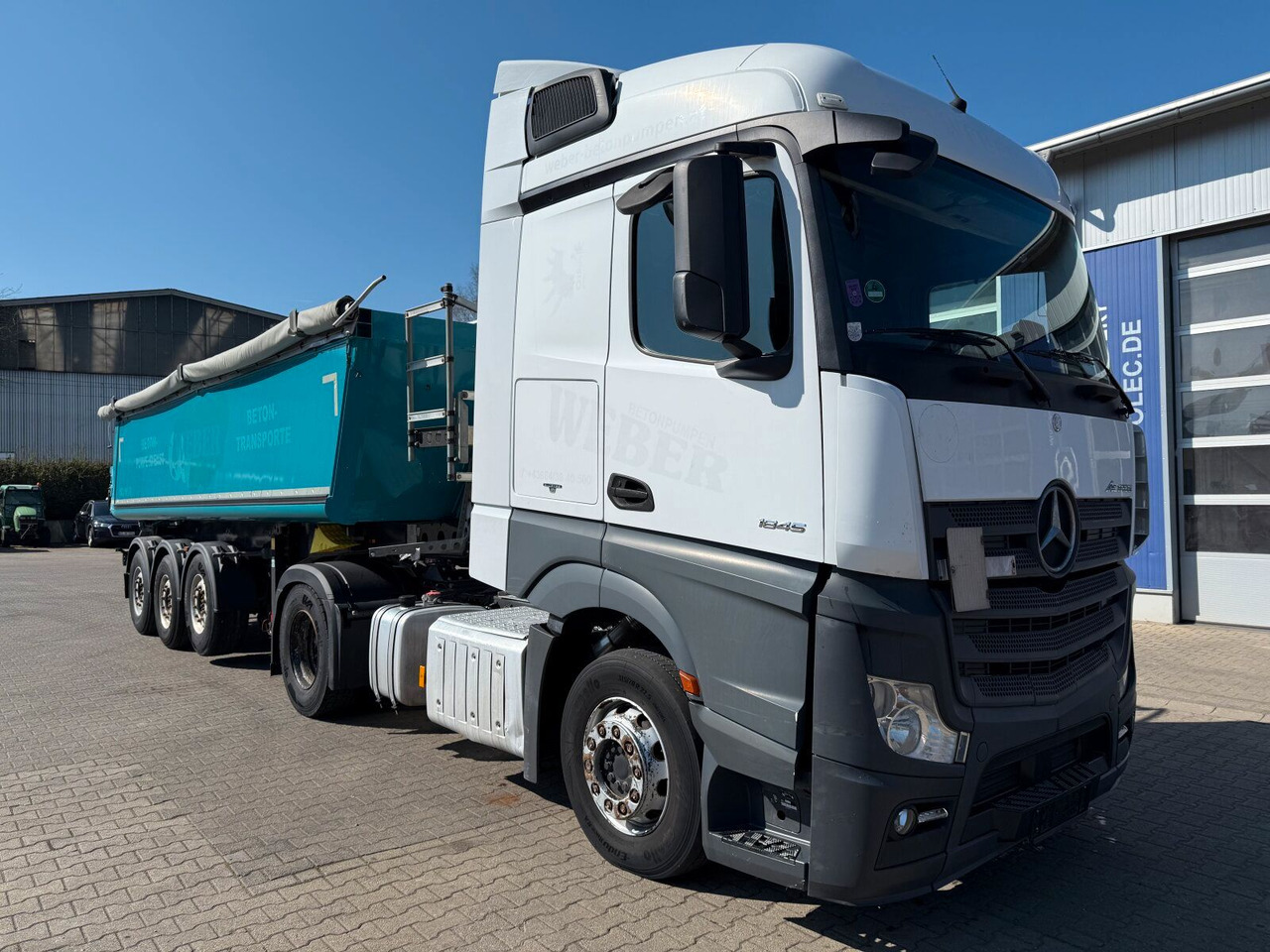 Mercedes-Benz Actros 1845 SZM 4x2 Retarder Kipphydraulik - شاحنة جرار: صور 1 Mercedes-Benz Actros 1845 SZM 4x2 Retarder Kipphydraulik - شاحنة جرار: صور 1