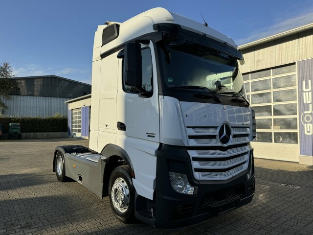 Mercedes-Benz Actros 1845 SZM 4x2 Streamspace *Retarder - شاحنة جرار: صور 1 Mercedes-Benz Actros 1845 SZM 4x2 Streamspace *Retarder - شاحنة جرار: صور 1