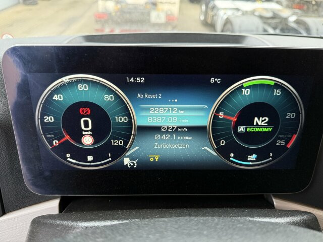 Mercedes-Benz Actros 2563 6x2 Euro 6 Abrollkipper Hyva 20-57-S - الشاسيه شاحنة: صور 3 Mercedes-Benz Actros 2563 6x2 Euro 6 Abrollkipper Hyva 20-57-S - الشاسيه شاحنة: صور 3