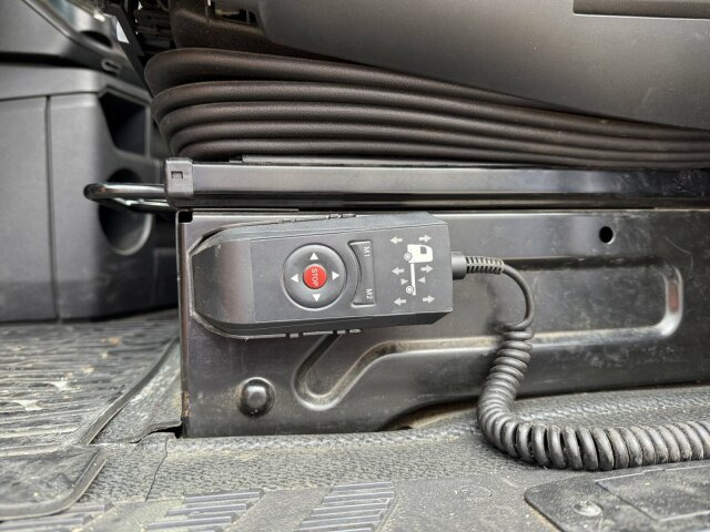 Mercedes-Benz Actros 4x2 Pritsche Plane Laderampe + Anhänger - شاحنة ستارة: صور 5 Mercedes-Benz Actros 4x2 Pritsche Plane Laderampe + Anhänger - شاحنة ستارة: صور 5