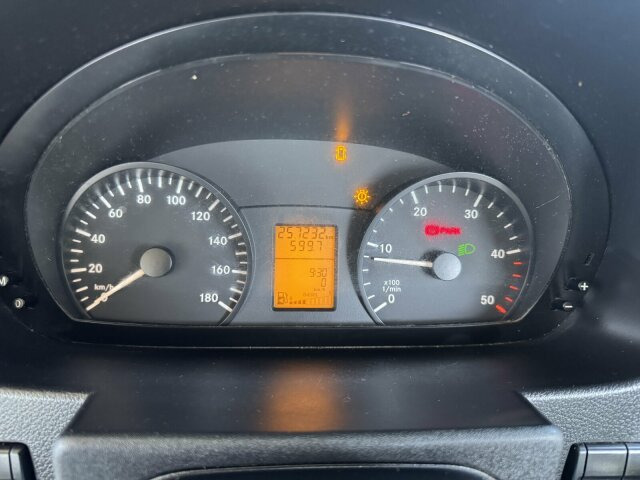 Mercedes-Benz Sprinter MB TV-Fzg mit Rausch Inspektion Einheit - فراغ شاحنة: صور 2 Mercedes-Benz Sprinter MB TV-Fzg mit Rausch Inspektion Einheit - فراغ شاحنة: صور 2