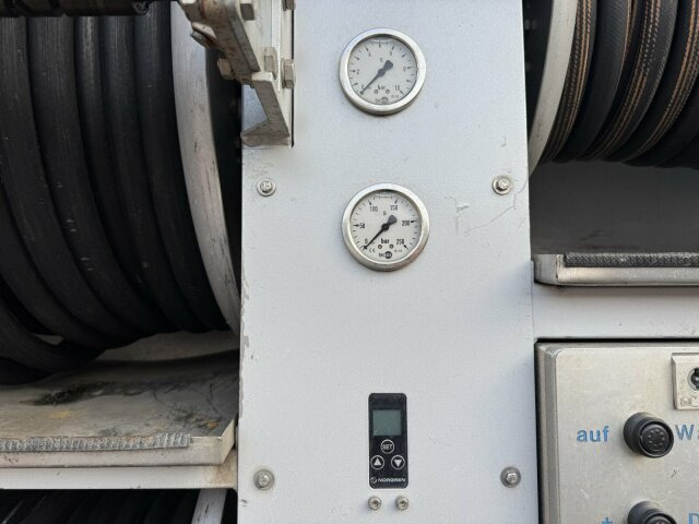 Mercedes-Benz Vario 818D Kanalreiniger Rockstroh Drain Jet 100 - فراغ شاحنة: صور 4 Mercedes-Benz Vario 818D Kanalreiniger Rockstroh Drain Jet 100 - فراغ شاحنة: صور 4