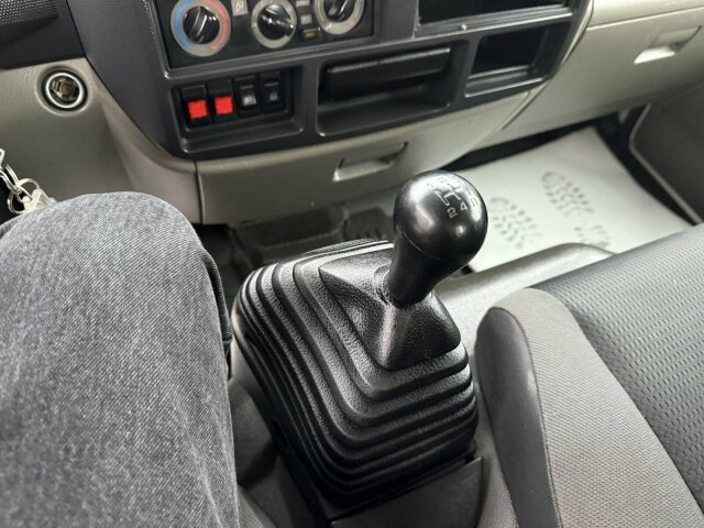 Nissan Cabstar 4x2 Ruthmann Steiger TB 270 - مصاعد الازدهار محمولة على شاحنة: صور 5 Nissan Cabstar 4x2 Ruthmann Steiger TB 270 - مصاعد الازدهار محمولة على شاحنة: صور 5